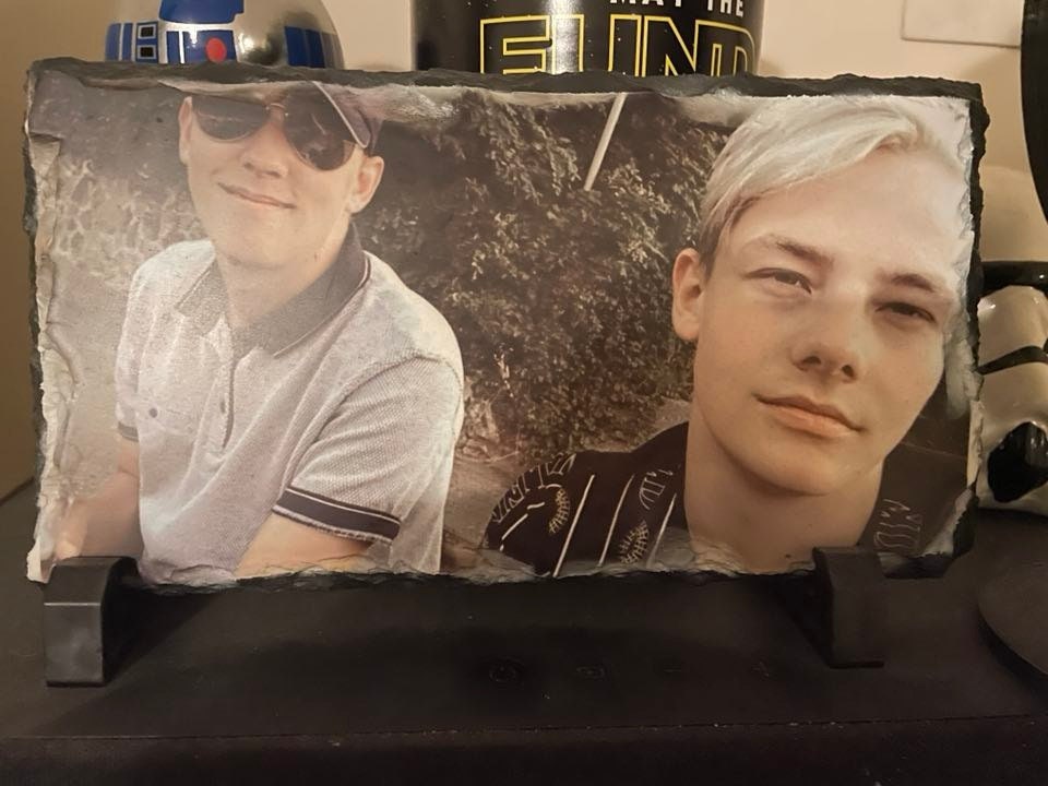 Personalised Slate/Stone/Rock Photo Frame Rock Photograph Rectangular 23.5 X 13.5 Large With Stand